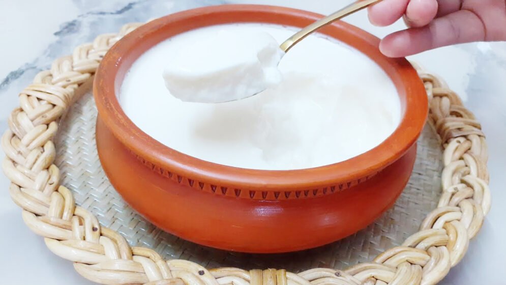 ইফতারে টক দই: এত উপকারী জানতেন?