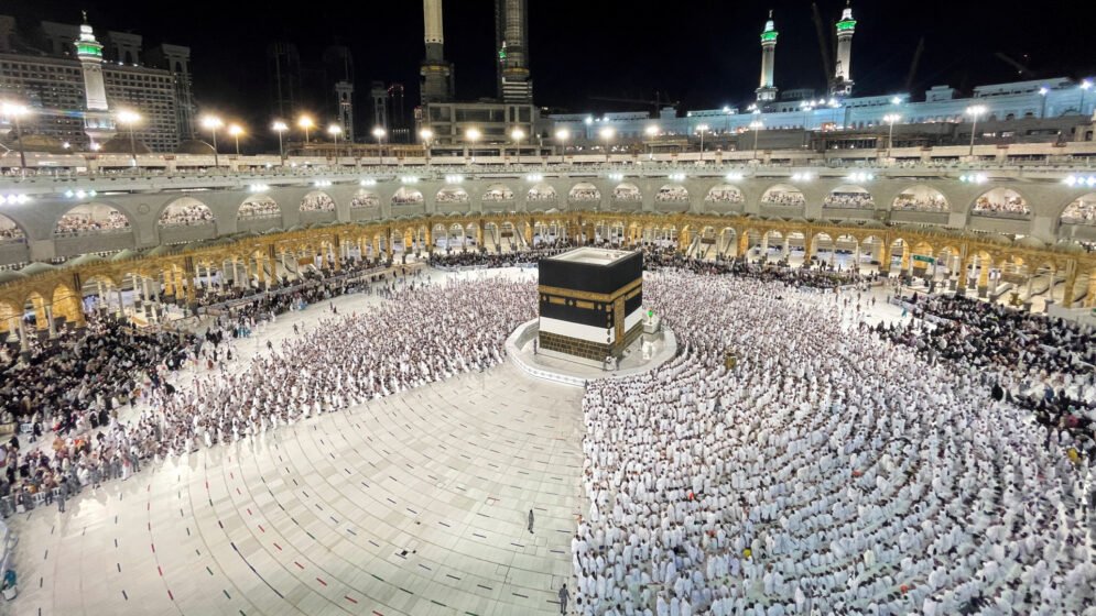 ওমরা পালনে মুসল্লিদের জন্য নতুন নির্দেশনা