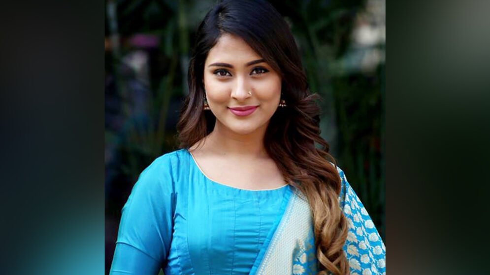 সুখবর দিলেন মেহজাবীন, আন্তর্জাতিক চলচ্চিত্র উৎসবে পুরস্কৃত হয়েছে ‘সাবা’