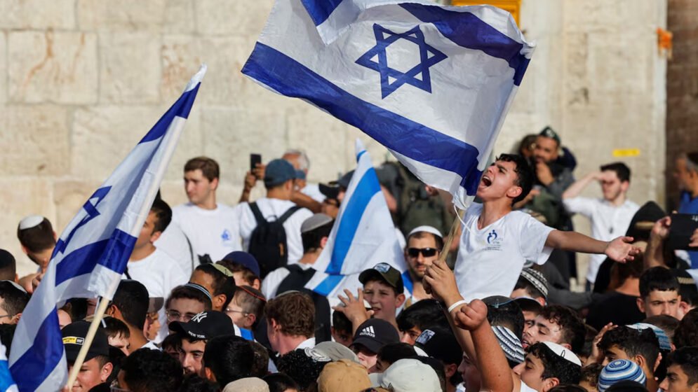 পবিত্র আল-আকসা প্রাঙ্গণে ফিলিস্তিনিদের ওপর ইসরাইলি উগ্রপন্থীদের হামলা