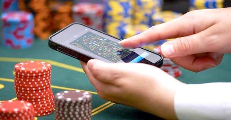 অনলাইন জুয়ার জন্য বন্ধ হচ্ছে হাজারের বেশি মোবাইল ব্যাংকিং অ্যাকাউন্ট