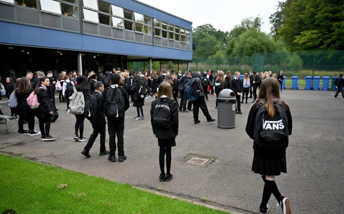 যুক্তরাজ্যে বেসরকারি স্কুলের ফিতে ভ্যাট যোগের বিরুদ্ধে মামলা খারিজ করলো হাইকোর্ট