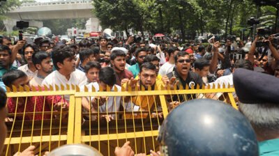 সচিবালয় অভিমুখে ‘জুলাই ঐক্য’র মিছিল, পুলিশের বাধা