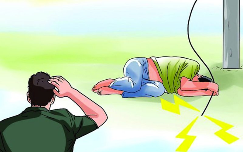 ছেলের বিয়ের আলোকসজ্জায় বিদ্যুৎস্পৃষ্ট হয়ে বাবার মৃত্যু