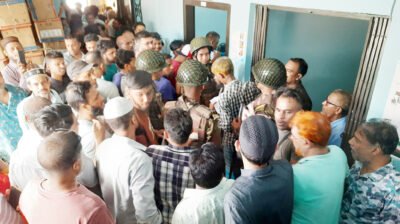 সিলেটে প্রি-পেইড মিটার গ্রাহকদের চরম ভোগান্তি