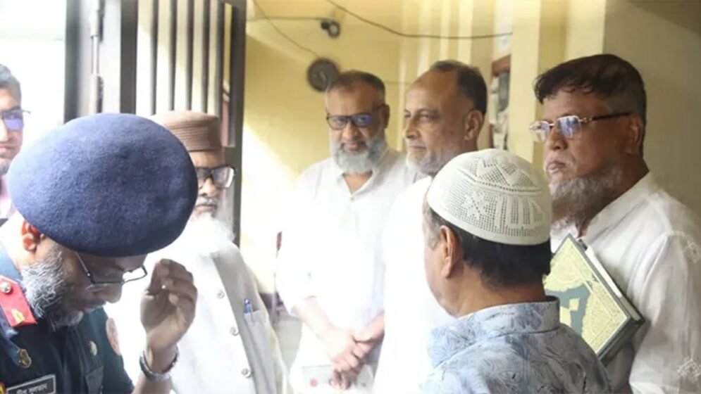 কারাগারে আ.লীগের ৩ এমপির সঙ্গে ধর্ম উপদেষ্টার ছবি: অত:পর ব্যাখ্যা