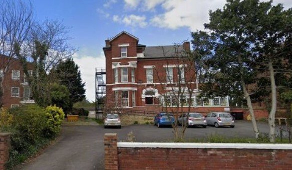 যুক্তরাজ্যে কেয়ার হোমে চরম অব্যবস্থাপনা: সাউথপোর্টের এলার্সলি কোর্টে ভয়াবহ চিত্র