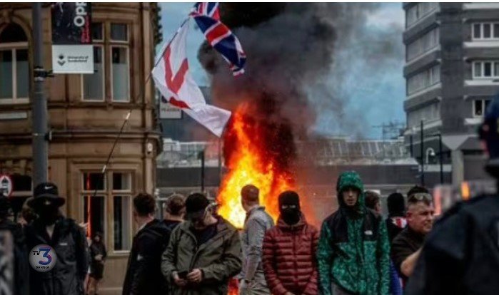 আফগান পুনর্বাসন প্রকল্প ফাঁস: যুক্তরাজ্যে দাঙ্গার আশঙ্কা