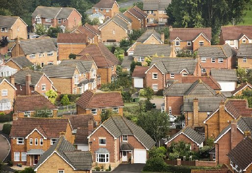 যুক্তরাজ্যে বাড়ির দাম কিছুটা কমলেও জুলাইয়ে বেশি বিক্রি হয়েছে