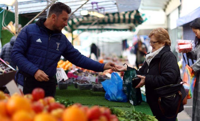যুক্তরাজ্যে মুদ্রাস্ফীতি ১৮ মাসে সর্বোচ্চ, জুলাইয়ে পৌঁছেছে ৩.৮ শতাংশে