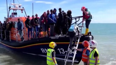 অবৈধদের আটক ও ফেরত পাঠানো হবে” — কঠোর হুঁশিয়ারি প্রধানমন্ত্রীর