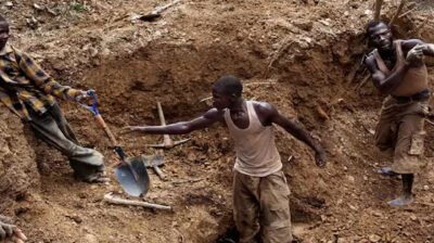 নাইজেরিয়ায় সোনার খনি ধসে শতাধিক শ্রমিকের মৃত্যুর আশঙ্কা