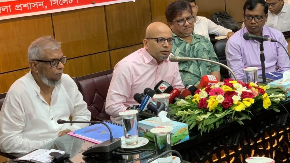 সিলেটে তথ্য-প্রযুক্তির আরও প্রসার ঘটাতে সবাইকে এগিয়ে আসতে হবে: প্রধান উপদেষ্টার বিশেষ সহকারী