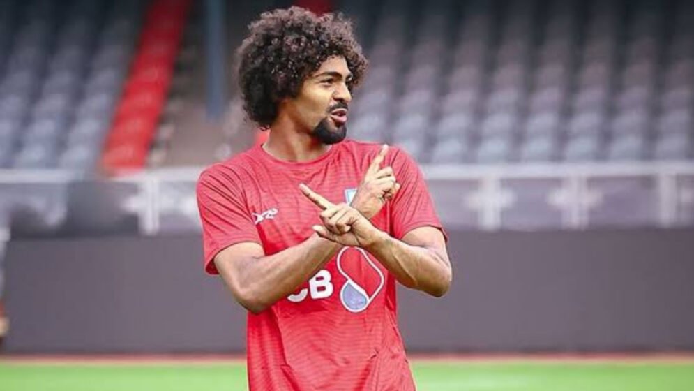 হংকংয়ের বিপক্ষে ম্যাচ খেলতে দেশে ফিরলেন হামজা চৌধুরী