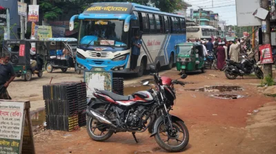 চার দিনের অবরোধ শেষে স্বস্তি ফিরেছে খাগড়াছড়িতে