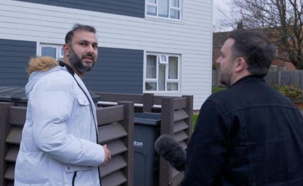 ব্রিটেনে ড্রাইভিং টেস্টে দালালচক্র: প্রশিক্ষকদের লগইন বেচাকেনায় লাখো পাউন্ডের অবৈধ বাণিজ্য