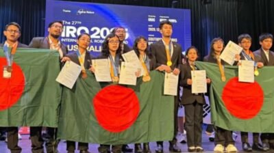 আন্তর্জাতিক রোবট অলিম্পিয়াডে বাংলাদেশের ঝুলিতে গোল্ডসহ ১১ পদক