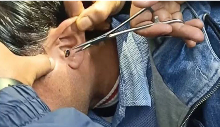 পরীক্ষার্থীর কান থেকে উদ্ধার ডিভাইস, গাইবান্ধায় আটক ৫১