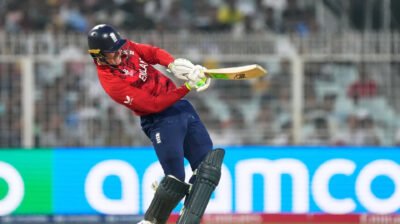 স্কটল্যান্ডকে হারিয়ে সুপার এইটের লড়াইয়ে শক্ত অবস্থানে ইংল্যান্ড