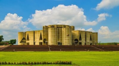 সংসদ সদস্যদের বেতন-ভাতা ও অন্যান্য সুযোগ-সুবিধা