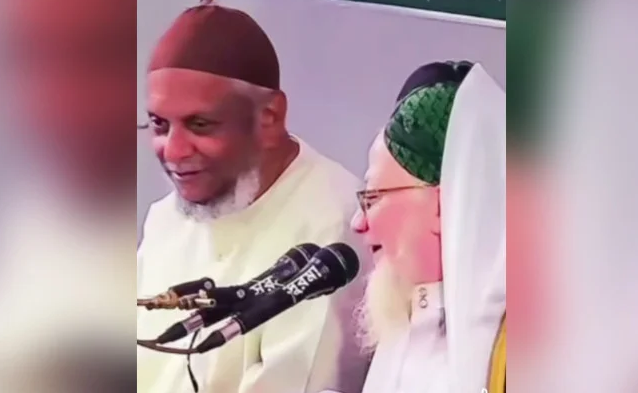 ‘১ হাজার মেয়ের বিয়ে দিতে হবে’—মন্ত্রী আরিফকে পীর সাহেবের আহ্বান