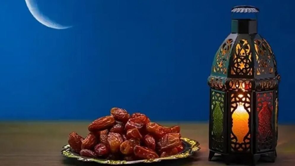 রোজা না রাখার অভিযোগে ২ নারীসহ ৯ জন গ্রেপ্তার