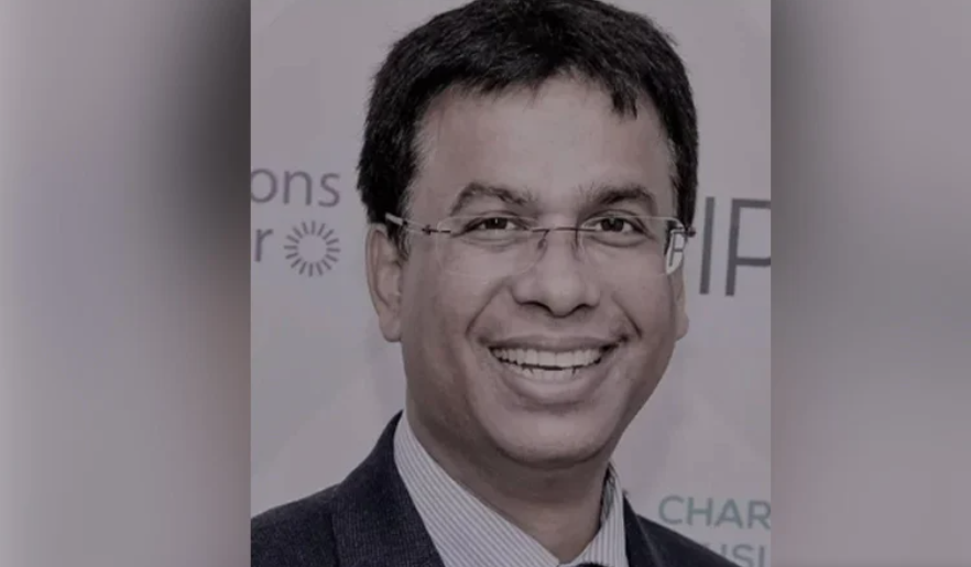 সমাজসেবায় অবদানের স্বীকৃতি: এমবিই পাচ্ছেন ব্রিটিশ-বাংলাদেশি আবু তাহের